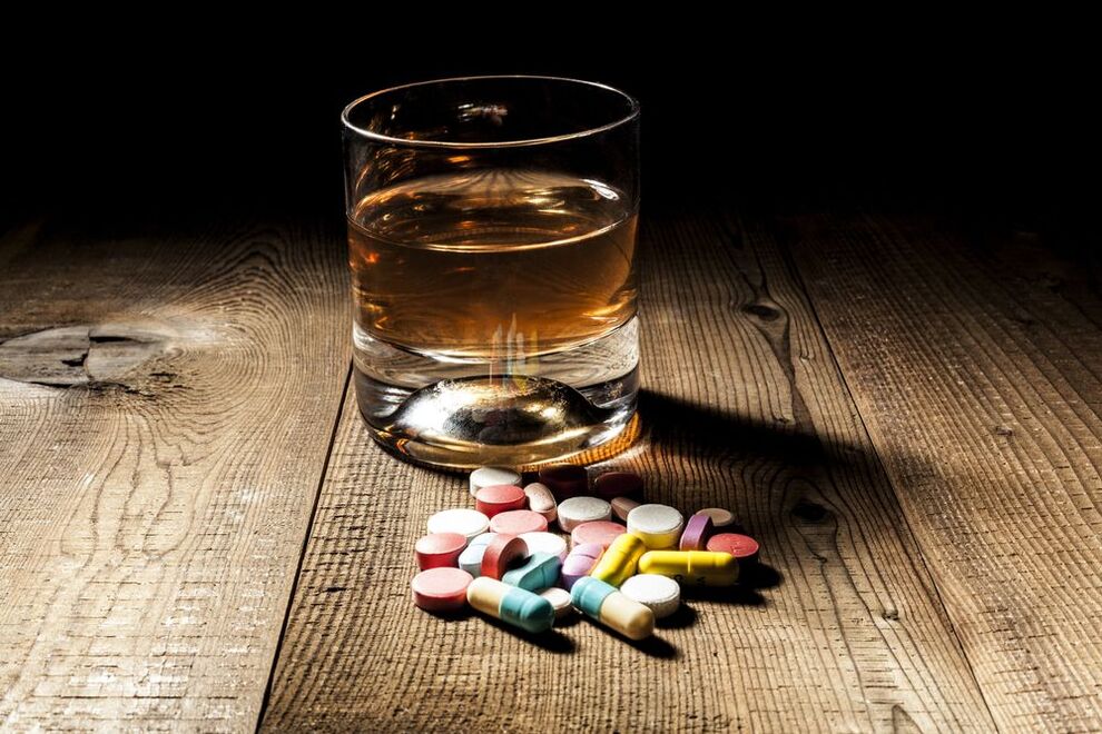 Alkoholaren eta antibiotikoen bateragarritasuna
