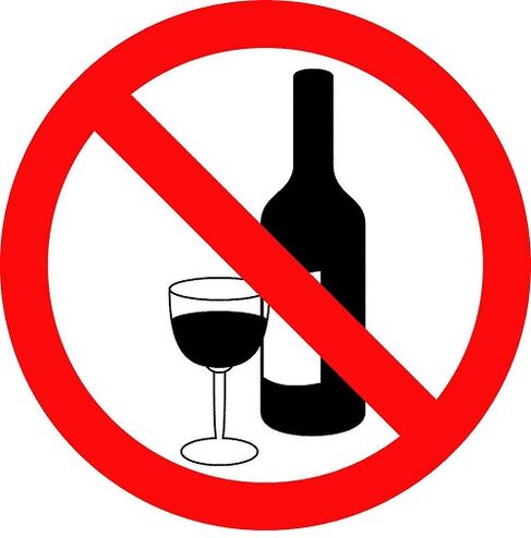 Oso desiragarria da txertoa alkoholaren kontsumoarekin konbinatzea.