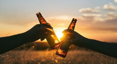 Alkohola edateko araua